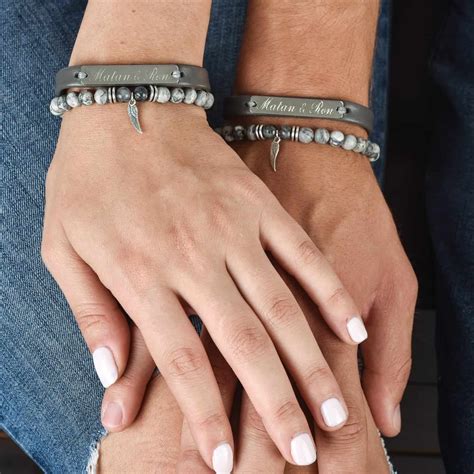 unique love bracelets.